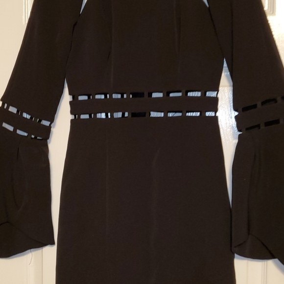 FINDER BLACK MINI DRESS - Picture 10 of 12